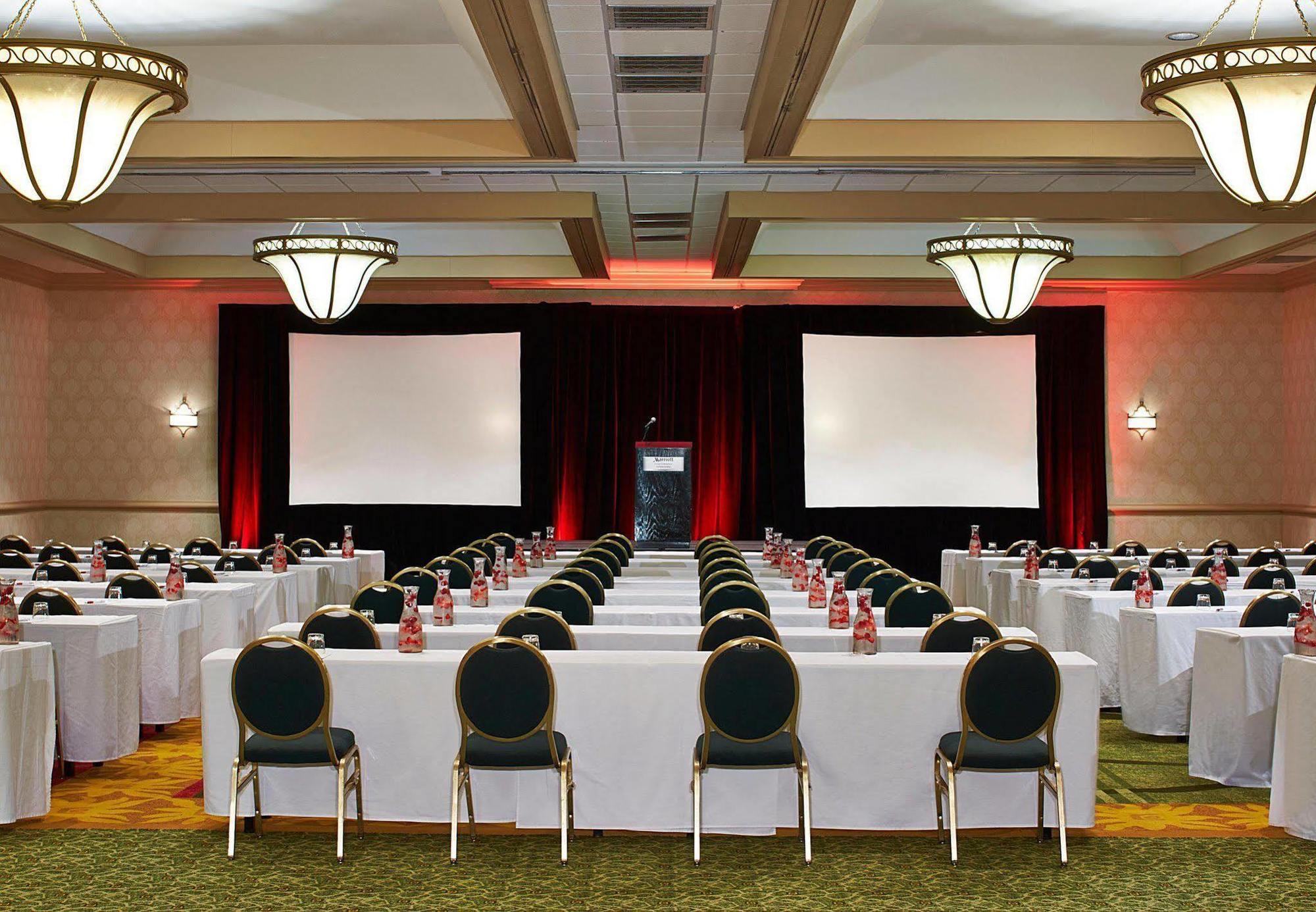 Chattanooga Marriott Downtown Экстерьер фото
